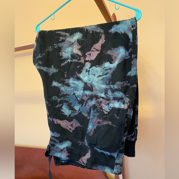 Athleta balance galaxy print jogger - Picture 5 of 5